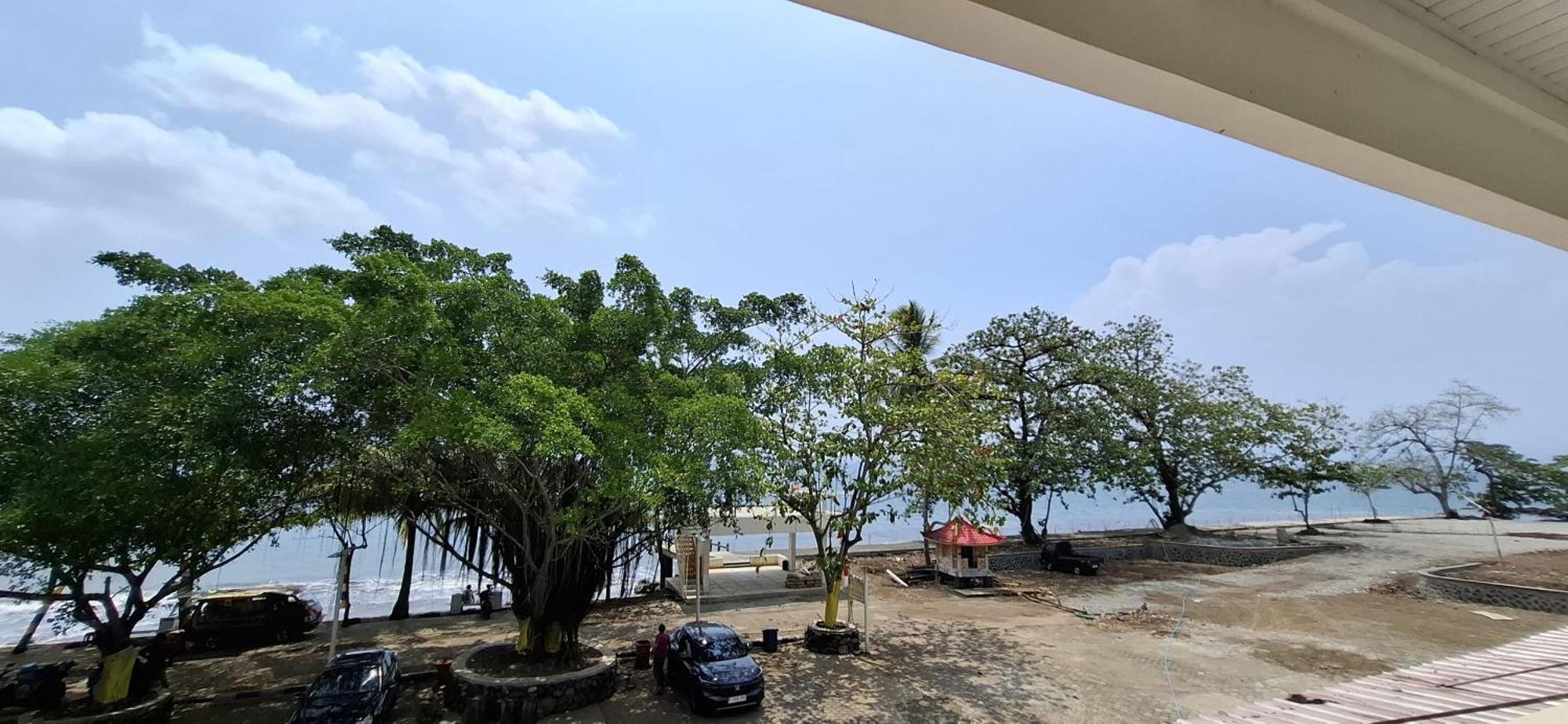 Hotel Cipunaga Ciemas Exterior photo