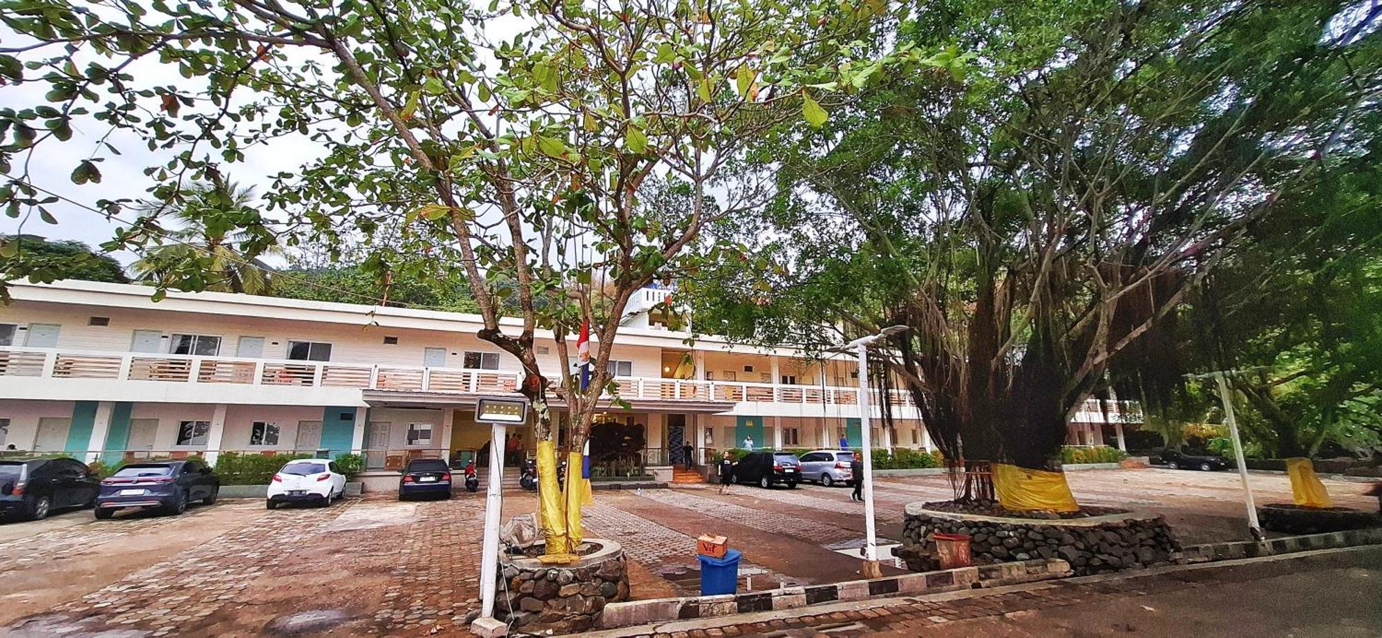Hotel Cipunaga Ciemas Exterior photo